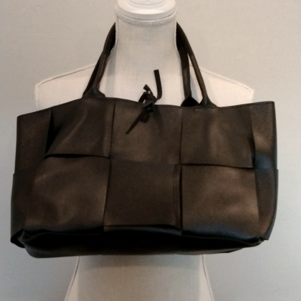 2 Pc Rich Black Woven Vegan Leather Satchel W/Middle Tie & Removable Zi
